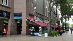 Burlington Square (D7), Retail #465991781